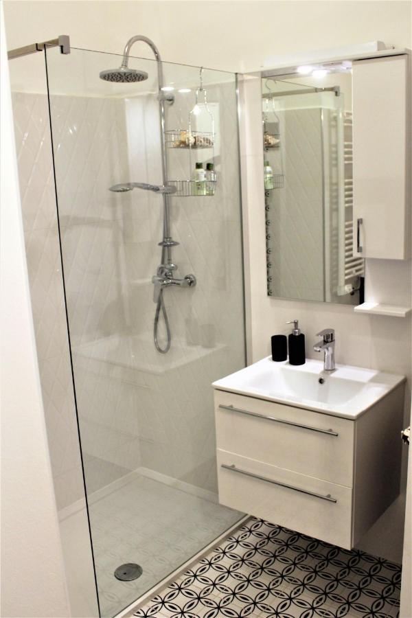 מישקולץ Csilla Home Apartman מראה חיצוני תמונה